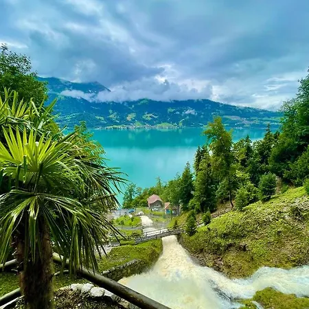 Charmant Chalet Mit See Und Bergsicht Hofstetten bei Brienz Exterior photo