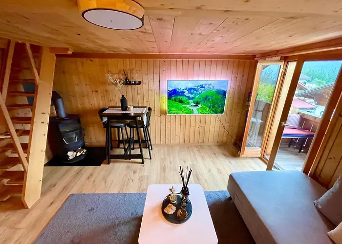 Charmant Chalet Mit See Und Bergsicht